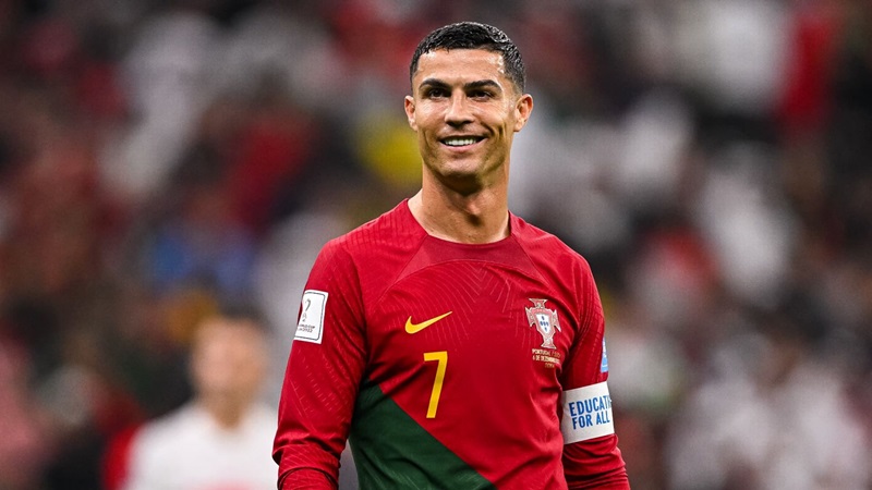 Ronaldo với đường nét khuôn mặt đầy nam tính tạo nên một hình ảnh khó quên